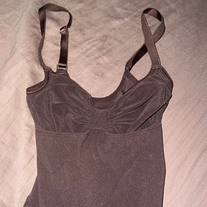 SKIMS sculpting bodysuit